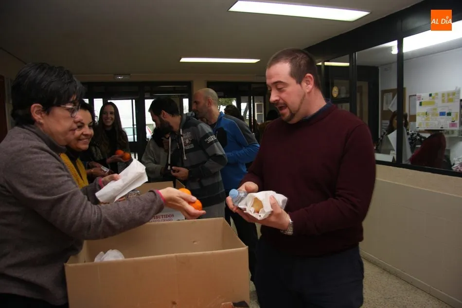 Foto 4 - El IES Ramos del Manzano de Vitigudino realiza un nuevo &lsquo;Almuerzo saludable&rsquo;  