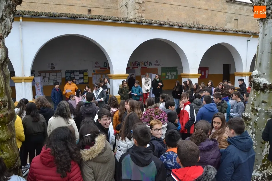 Foto 10 - Los escolares mirobrigenses se unen a C&aacute;ritas para celebrar el D&iacute;a Universal de la Infancia  