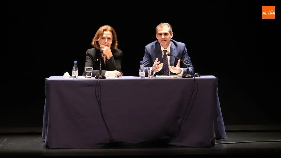 Luis Norberto González ha sido presentado por Marina Gordaliza. Foto: Lydia González