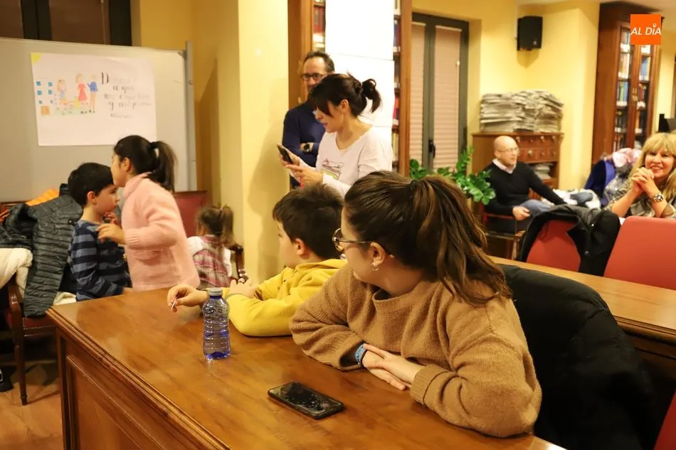Foto 7 - El Colegio de Abogados se suma a la celebraci&oacute;n del D&iacute;a Internacional de los Derechos del Ni&ntilde;o
