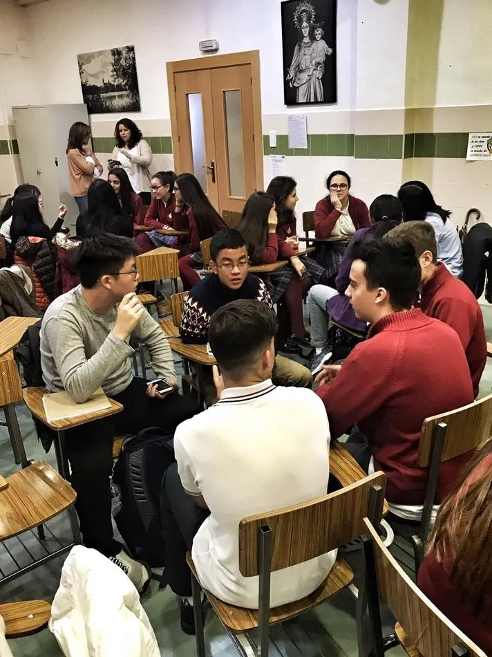 Foto 5 - Intercambio ling&uuml;&iacute;stico en el Colegio San Juan Bosco con alumnos de Singapur