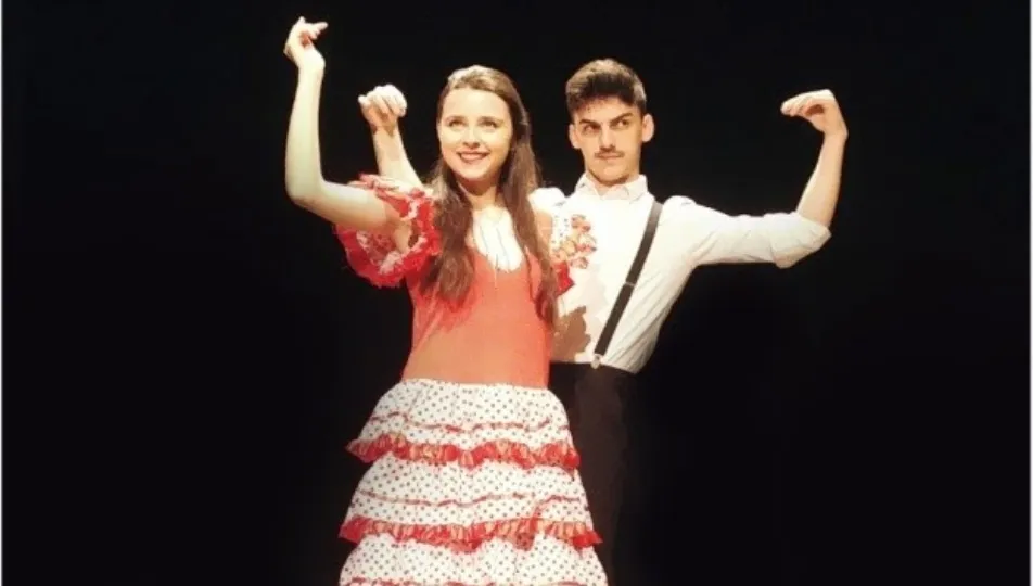 Representación de la obra ‘Ay, Carmela’ del grupo de teatro Alapar 