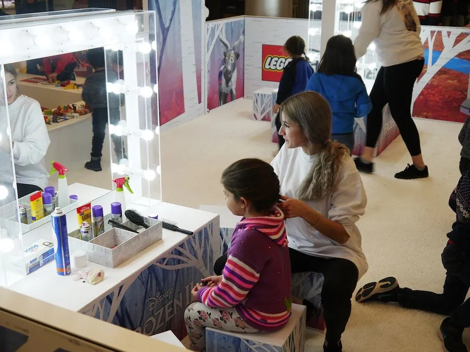 Foto 3 - Los LEGO&reg; de Frozen ya est&aacute;n en el Centro Comercial El Tormes  