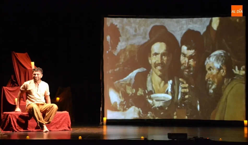 Foto 2 - Escolares de la ESO conocen en el Teatro Nuevo a L&aacute;zaro de Tormes  