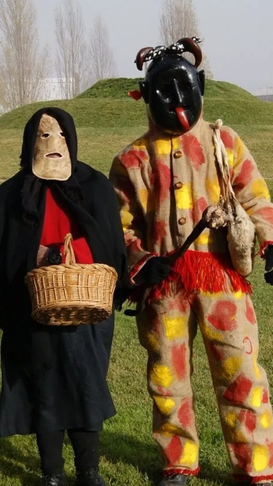 Foto 9 - Mascararte-IX Bienal de la M&aacute;scara se celebrar&aacute; en Bragan&ccedil;a del 28 de noviembre al 5 de...