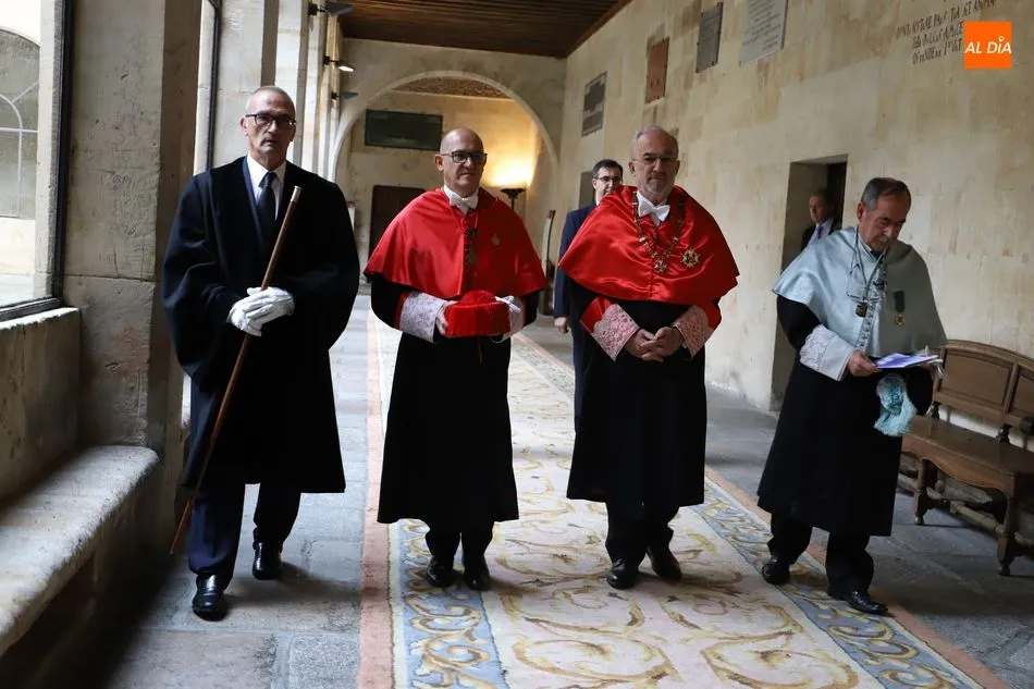 Foto 10 - La Universidad de Salamanca concede el honoris causa a Santiago Mu&ntilde;oz Machado