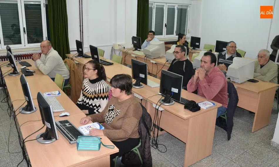 Foto 4 - El programa UniverUSAL hace su debut en Ciudad Rodrigo  