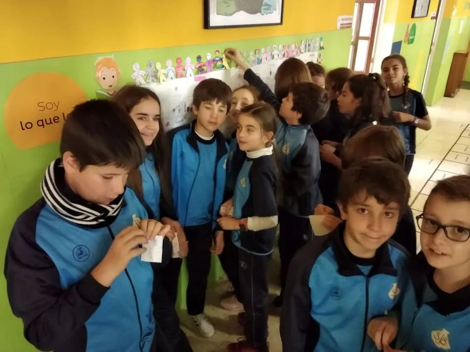 Foto 8 - Actos por el D&iacute;a Internacional contra la Violencia de G&eacute;nero en el Colegio San Juan Bosco    &nbsp;  