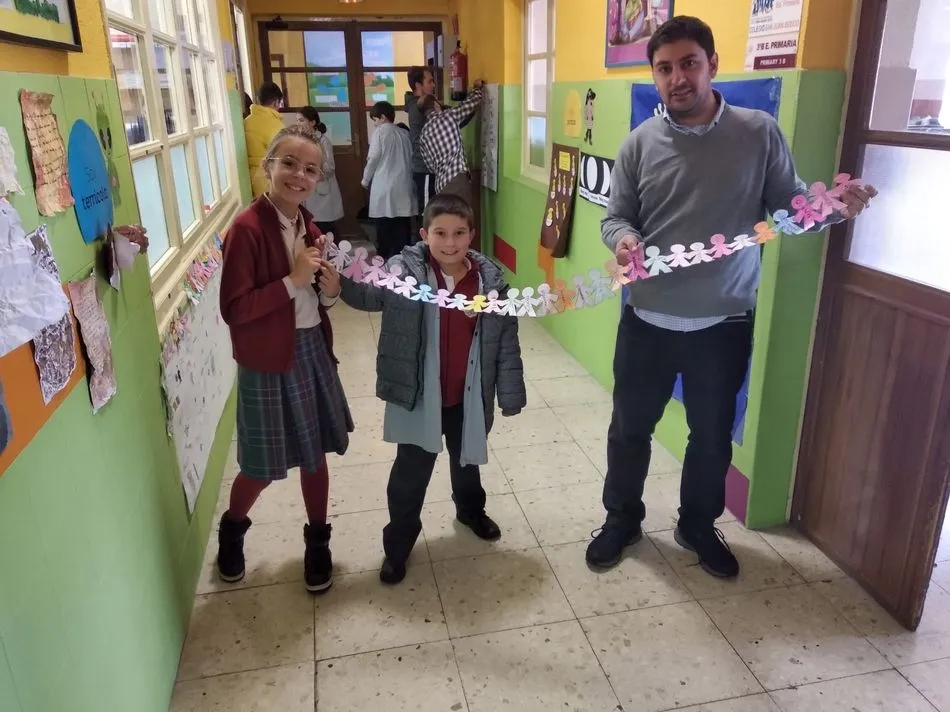 Foto 3 - Actos por el D&iacute;a Internacional contra la Violencia de G&eacute;nero en el Colegio San Juan Bosco    &nbsp;  