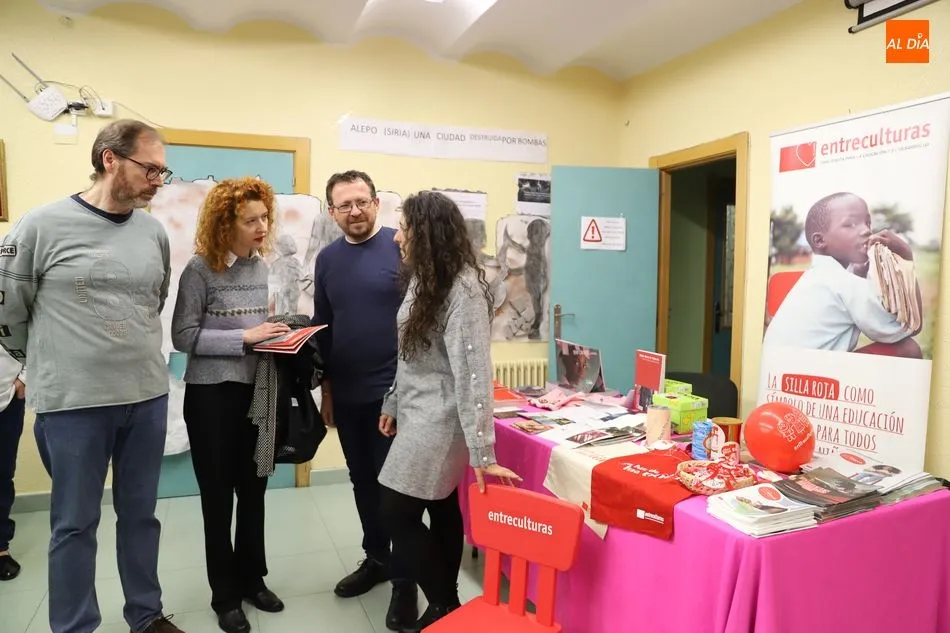 Foto 4 - El rastrillo solidario del Milagro recauda fondos para los refugiados sirios en L&iacute;bano