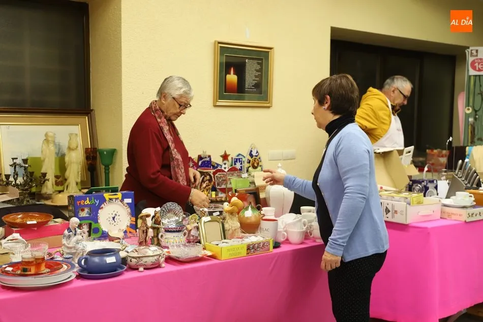 Foto 2 - El rastrillo solidario del Milagro recauda fondos para los refugiados sirios en L&iacute;bano