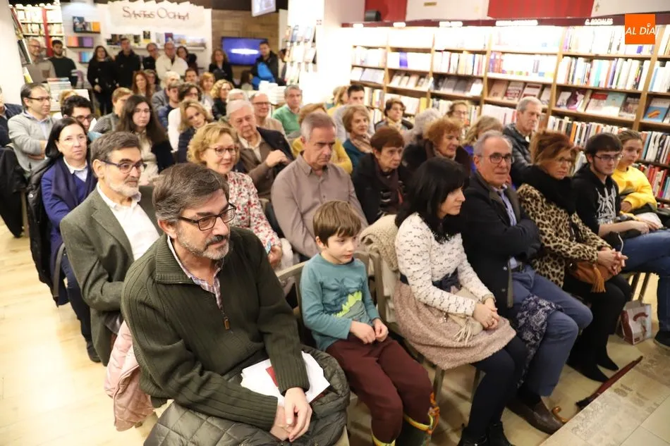 Foto 8 - Ra&uacute;l Rivas sorprende con nuevas historias repletas de curiosidades y microorganismos