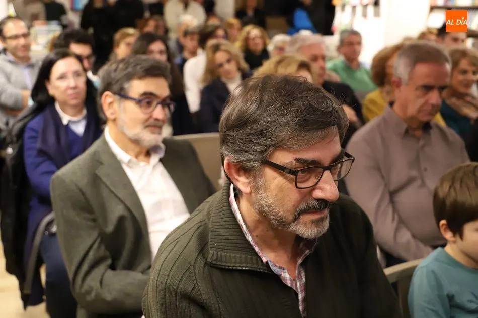 Foto 4 - Ra&uacute;l Rivas sorprende con nuevas historias repletas de curiosidades y microorganismos