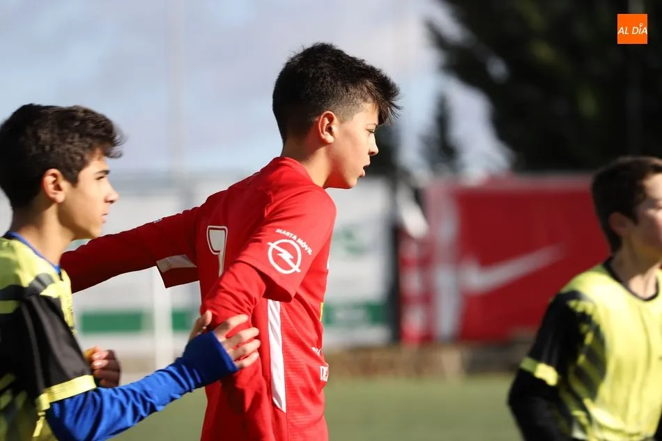 Foto 11 - Resultados, clasificaciones e im&aacute;genes del f&uacute;tbol base regional  