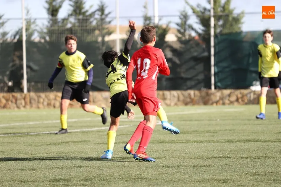 Foto 6 - Resultados, clasificaciones e im&aacute;genes del f&uacute;tbol base regional  