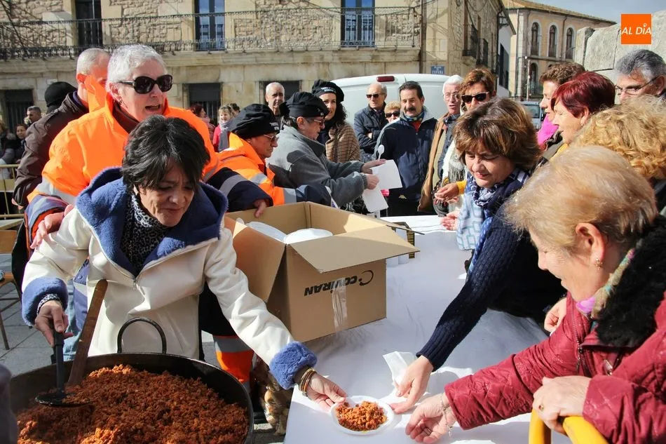 Foto 7 - Vitigudino vive con intensidad la Fiesta de la Matanza Tradicional  