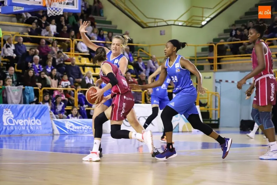 Loyd y Hof realizan la presión / Lydia González