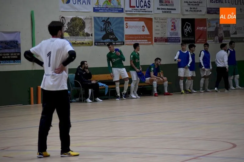 Foto 10 - El Piensos Dur&aacute;n Albense suma y sigue con otra goleada ante Ribeira (7-1)