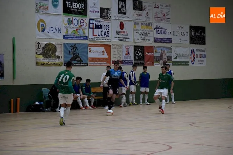 Foto 8 - El Piensos Dur&aacute;n Albense suma y sigue con otra goleada ante Ribeira (7-1)