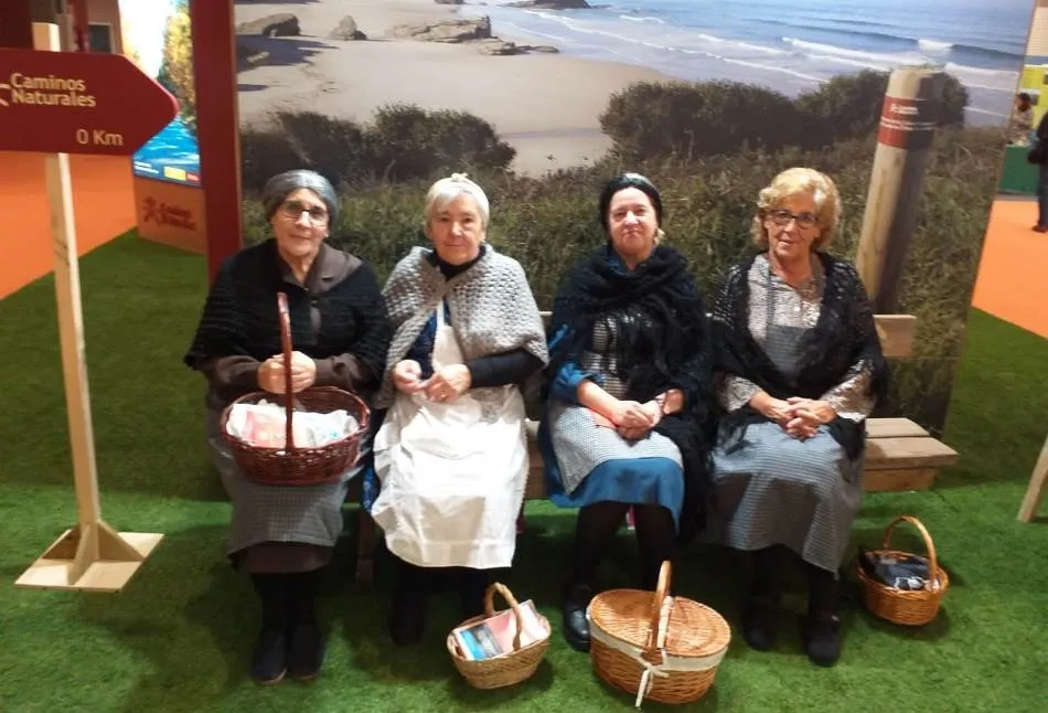 Foto 2 - Ciudad Rodrigo lleva a INTUR a las recreadoras del 75 Aniversario  