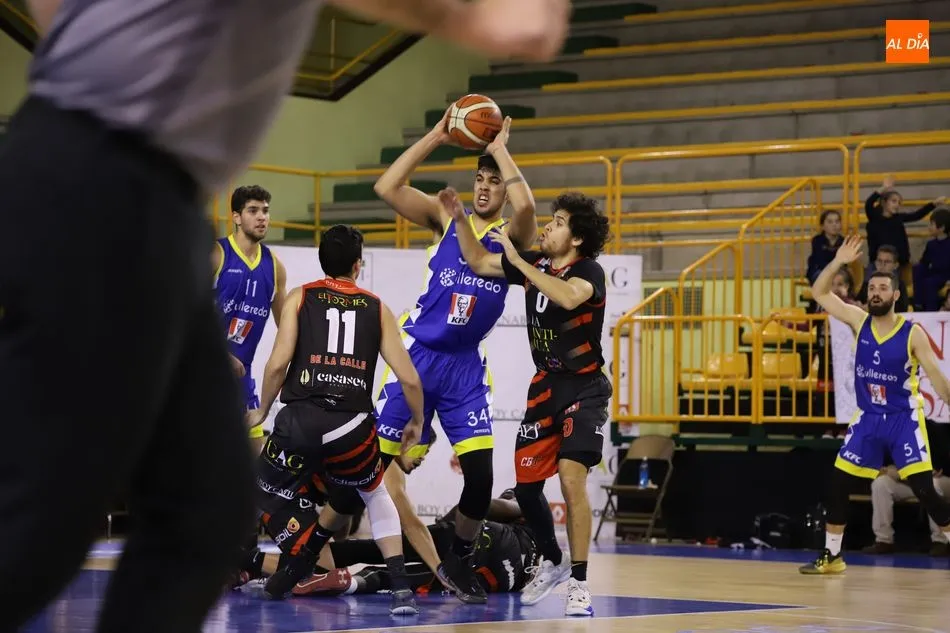 Foto 7 - El CB Tormes se desinfla en W&uuml;zburg ante el Culleredo (76-86)