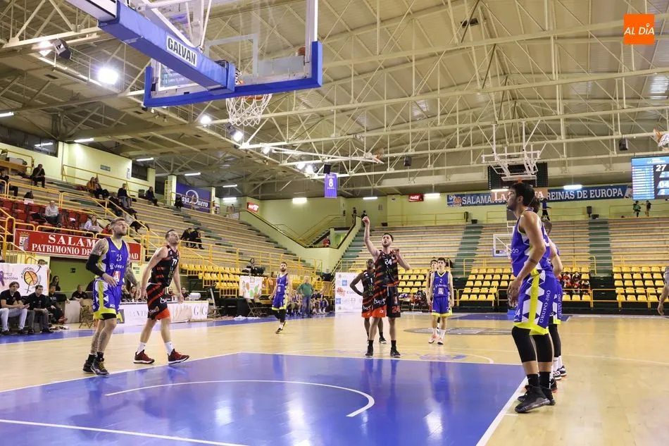 Foto 3 - El CB Tormes se desinfla en W&uuml;zburg ante el Culleredo (76-86)