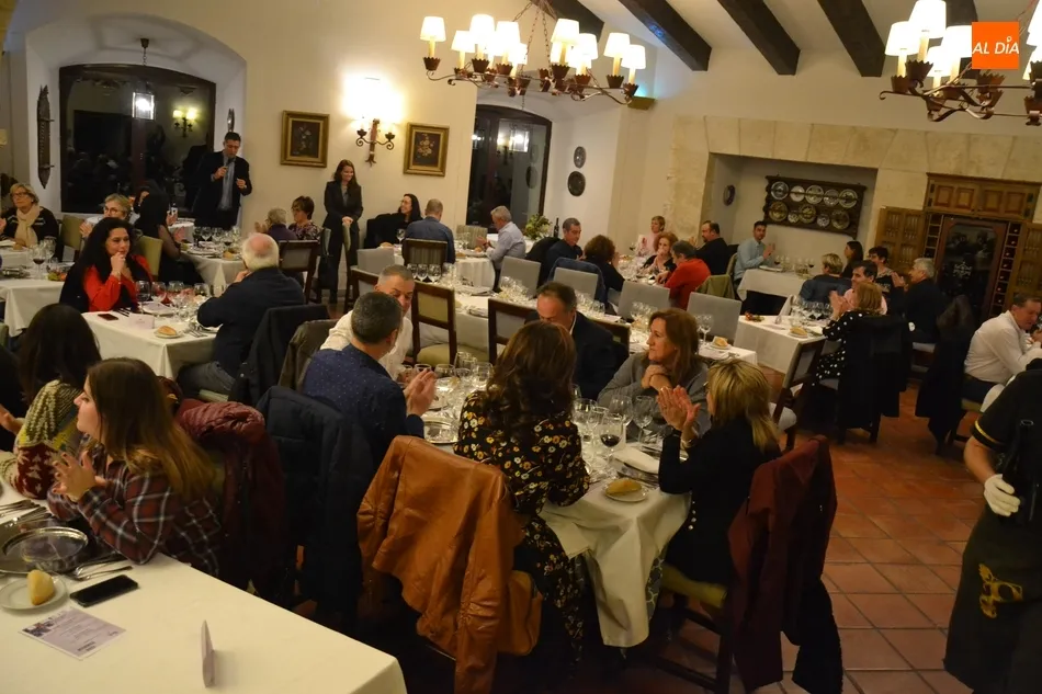 Foto 9 - Agradable velada en el Parador maridando la gastronom&iacute;a del recinto con vinos de las Arribes  