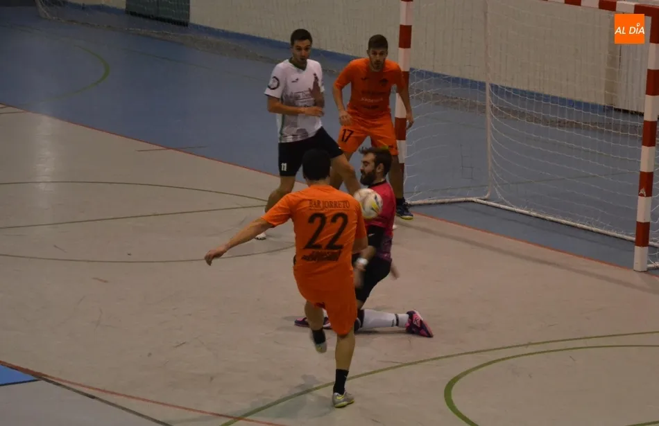 Foto 9 - El Mir&oacute;briga Futsal pierde la imbatibilidad por su falta de punter&iacute;a  