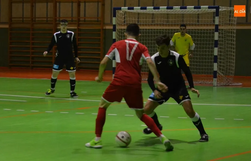 Foto 10 - El III Juvenil sale esta vez perdiendo de otro ag&oacute;nico final en medio de un ambientazo  