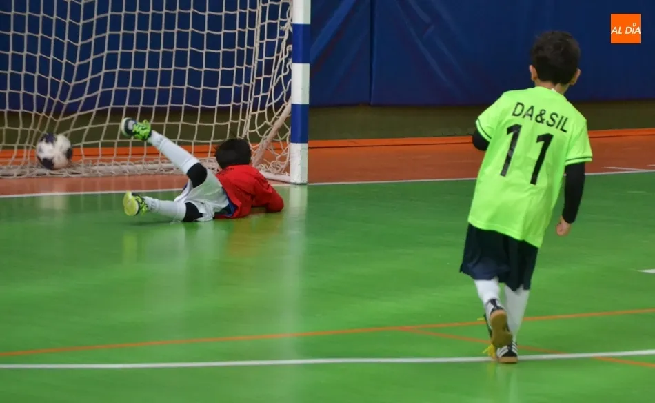 Foto 7 - Comienza la gran fiesta del f&uacute;tbol sala para los m&aacute;s peque&ntilde;os de la casa  