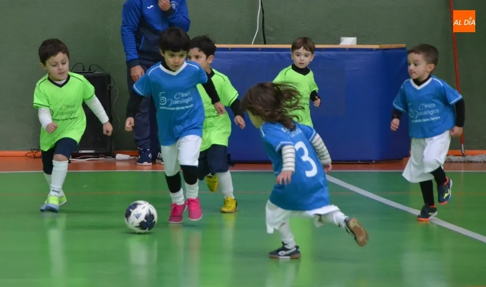 Foto 2 - Comienza la gran fiesta del f&uacute;tbol sala para los m&aacute;s peque&ntilde;os de la casa  