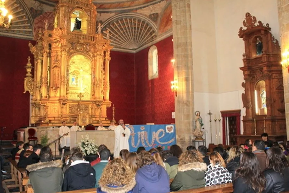 Foto 6 - El Colegio Calasanz celebra una eucarist&iacute;a en honor al fundador de las Escuelas P&iacute;as