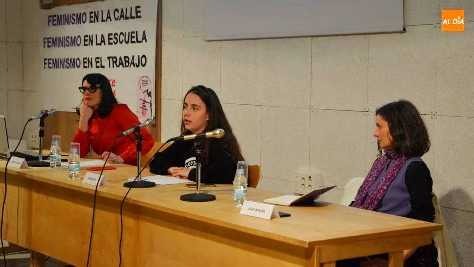 Un acto anterior del Colectivo Trece Rosas en la Casa de las Conchas
