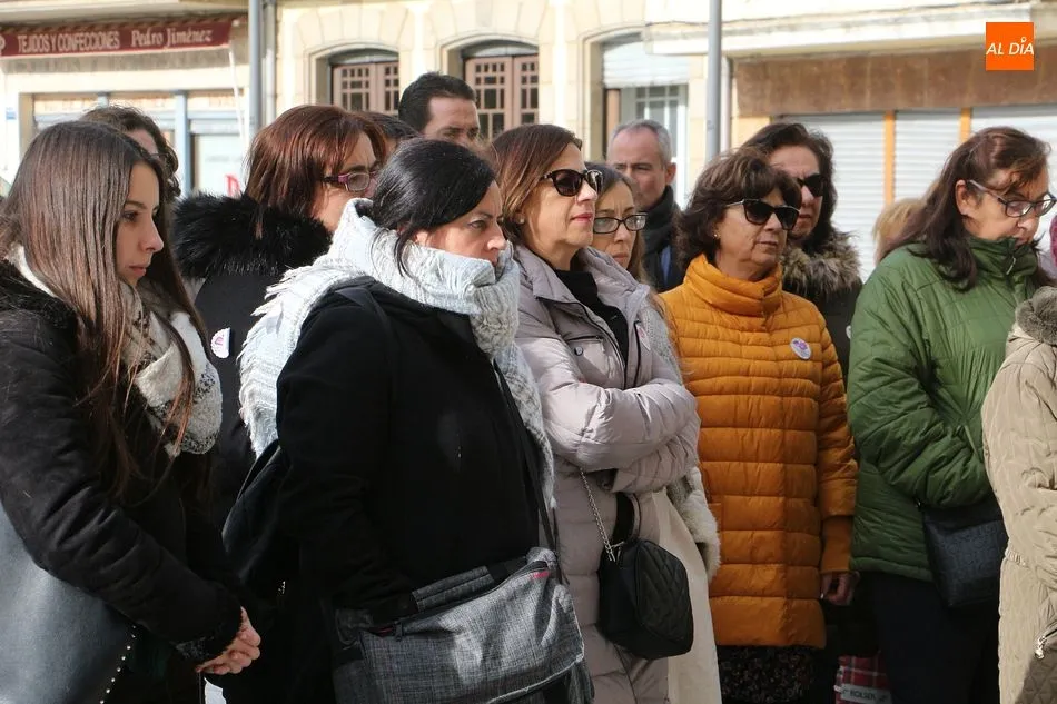 Foto 10 - Guijuelo clama contra la violencia de g&eacute;nero