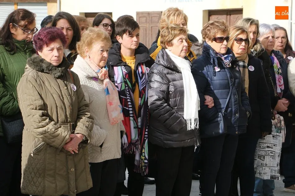 Foto 5 - Guijuelo clama contra la violencia de g&eacute;nero