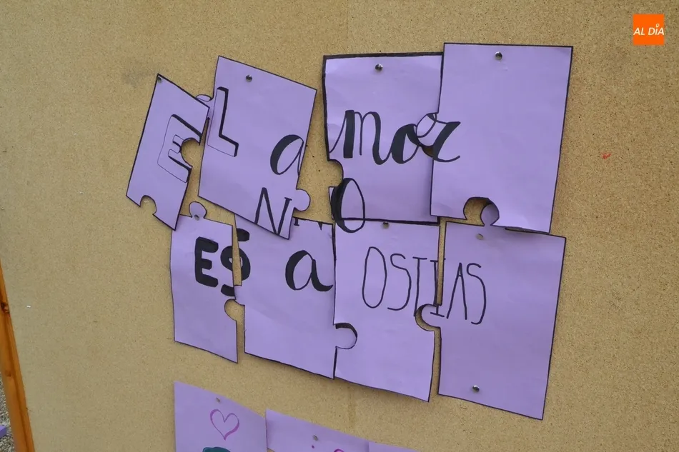 Foto 7 - El IES Fray Diego Tadeo construye un mundo libre de violencia de g&eacute;nero  