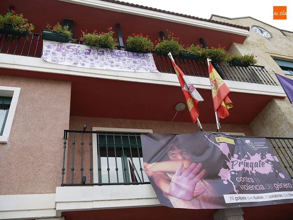 Foto 5 - Varias propuestas conmemoran el D&iacute;a Internacional contra la Violencia de G&eacute;nero en Carbajosa