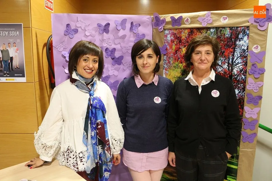 Foto 9 - Almudena Merino comparte su visi&oacute;n de la violencia de g&eacute;nero con los guijuelenses