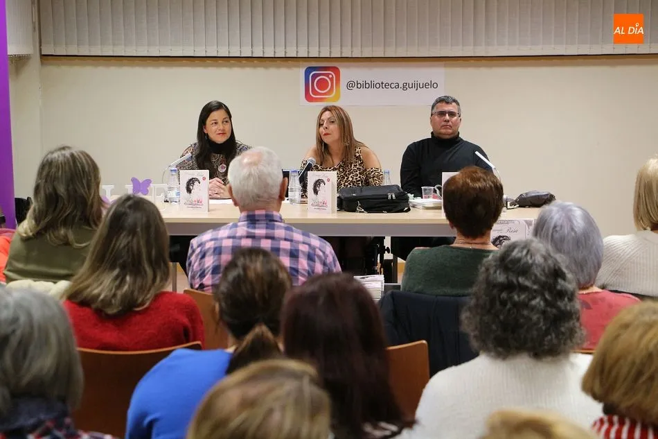 Foto 4 - Almudena Merino comparte su visi&oacute;n de la violencia de g&eacute;nero con los guijuelenses