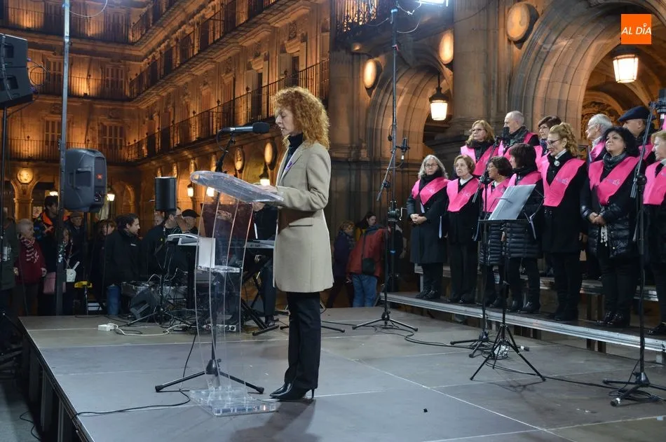 Foto 6 - Los salmantinos alzan la voz contra la violencia de g&eacute;nero  