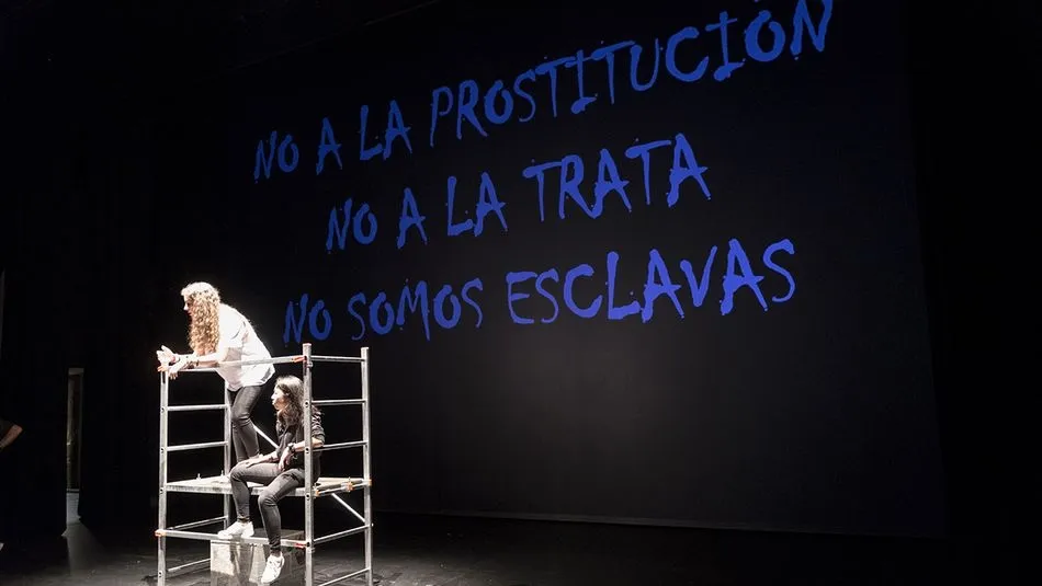 Representación en el Liceo de ‘No te doy mis ojos’, del IES Mateo Hernández. Foto: Carmen Borrego