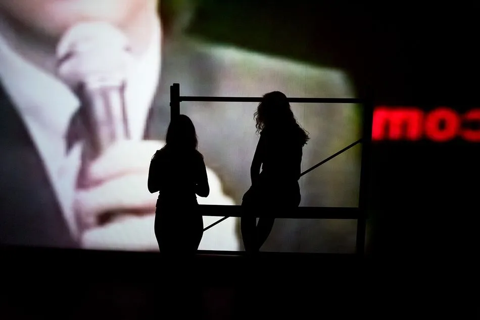 Foto 9 - J&oacute;venes contra la violencia de g&eacute;nero: &lsquo;No te doy mis ojos&rsquo; del grupo de teatro IES Mateo...