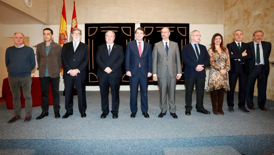 Foto 3 - Elogios para el salmantino Enrique Cabero, que defiende el di&aacute;logo social en su toma de posesi&oacute;n...