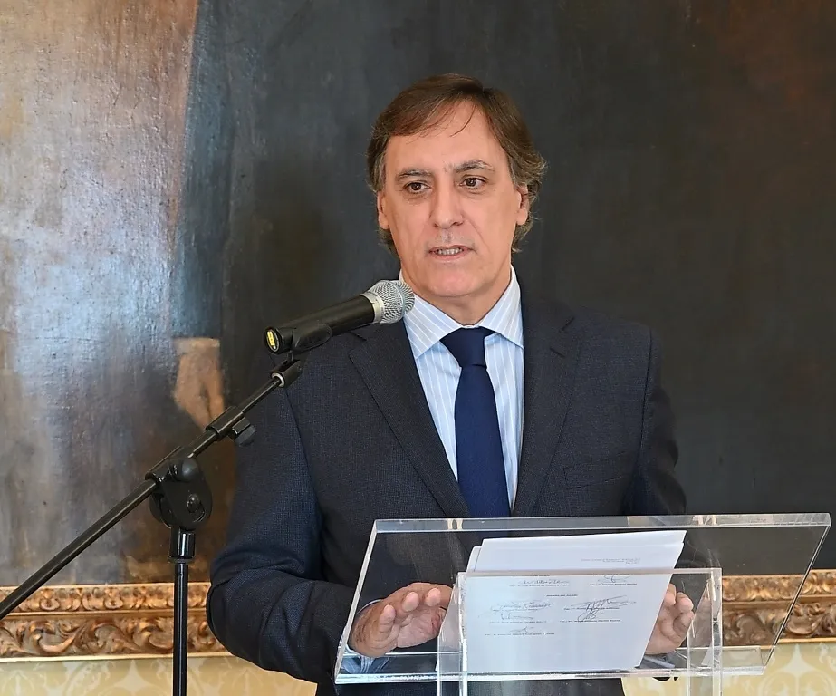 Foto 9 - Juli&aacute;n Granado y Tom&aacute;s Hern&aacute;ndez reciben los premios literarios 'Ciudad de Salamanca 2019'