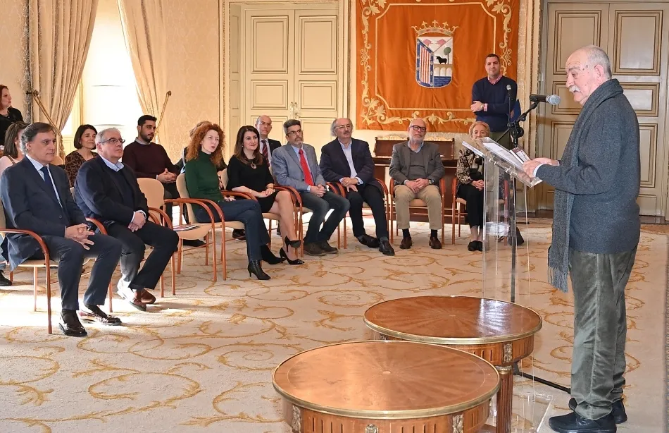 Foto 7 - Juli&aacute;n Granado y Tom&aacute;s Hern&aacute;ndez reciben los premios literarios 'Ciudad de Salamanca 2019'
