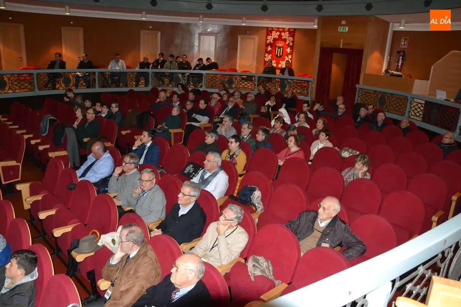 Foto 6 - El Seminario &ldquo;llega a puerto tras una larga navegaci&oacute;n&rdquo; reflexionando sobre su pasado,...