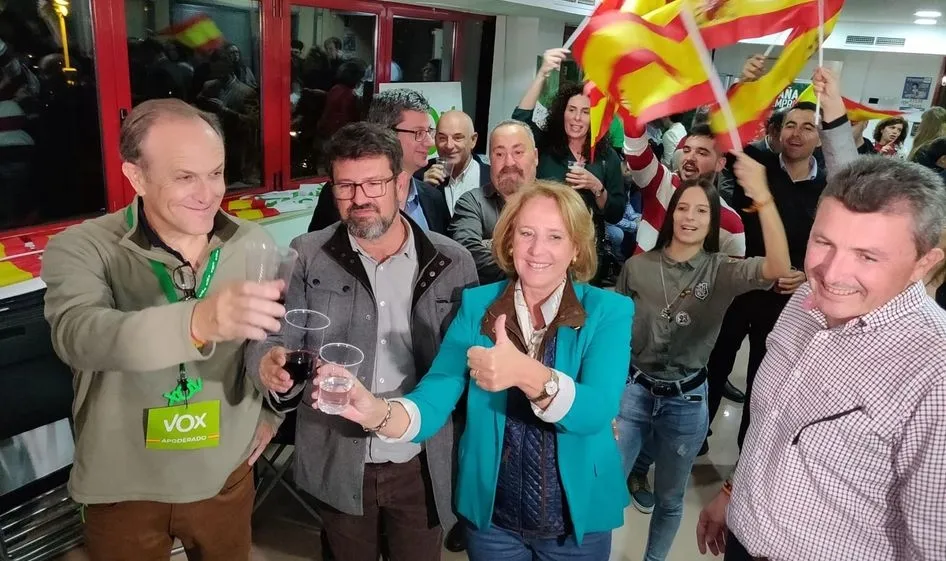 Vox cesa a su cúpula en Murcia y una gestora se hará cargo de la organización  