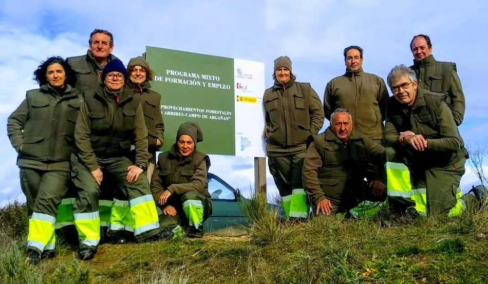Ocho vecinos del Campo de Argañán se forman en aprovechamientos forestales  