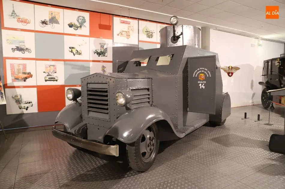Foto 3 - El Museo de Automoci&oacute;n acoge una muestra con 16 veh&iacute;culos relacionados con la&nbsp;Guerra Civil  