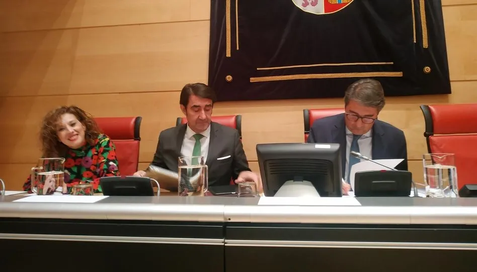 El consejero de Fomento y Medio Ambiente ha presentado el balance de la campaña de incendios forestales